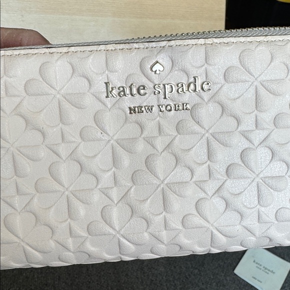 Kate Spade Zippy Wallet - Picture 8 of 11